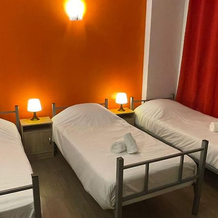 Hotel- Restaurant Le Saint Quentin Екстериор снимка