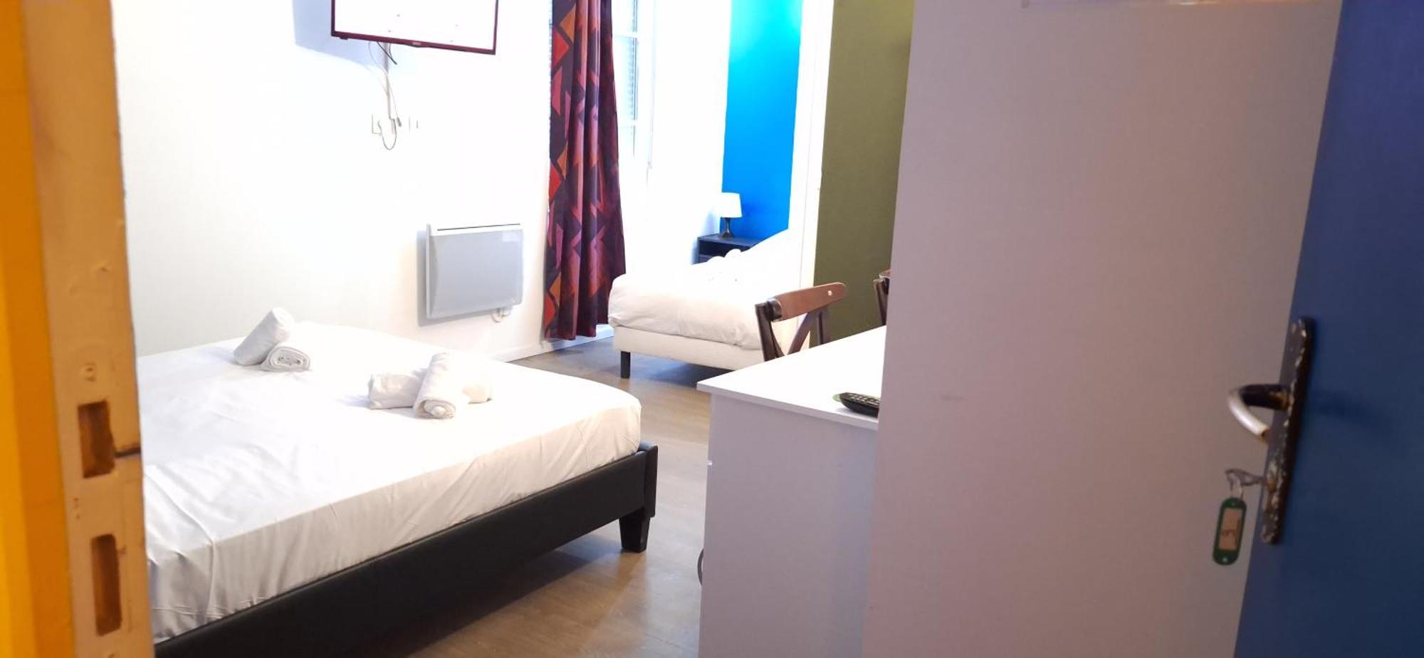 Hotel- Restaurant Le Saint Quentin Екстериор снимка