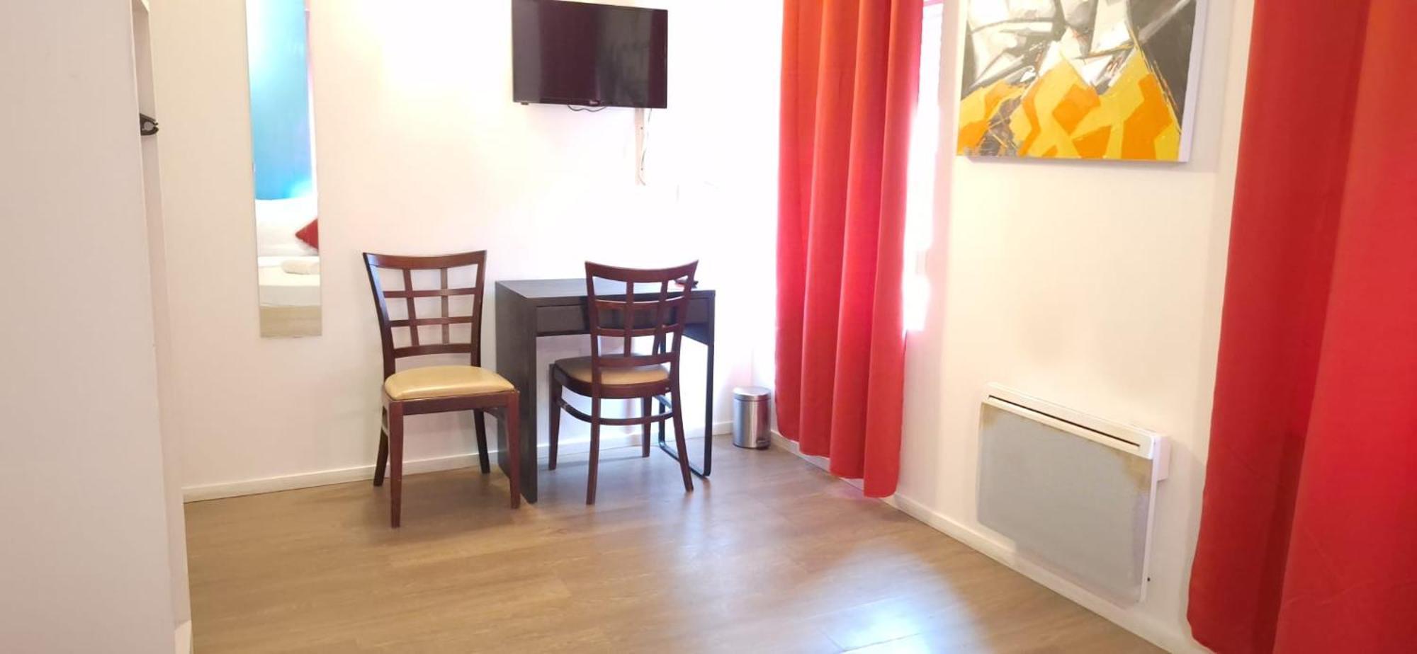 Hotel- Restaurant Le Saint Quentin Екстериор снимка