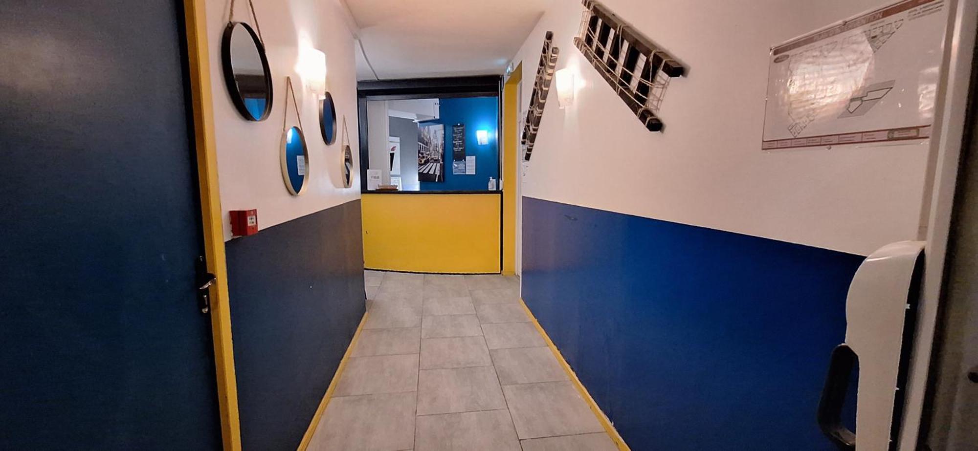 Hotel- Restaurant Le Saint Quentin Екстериор снимка