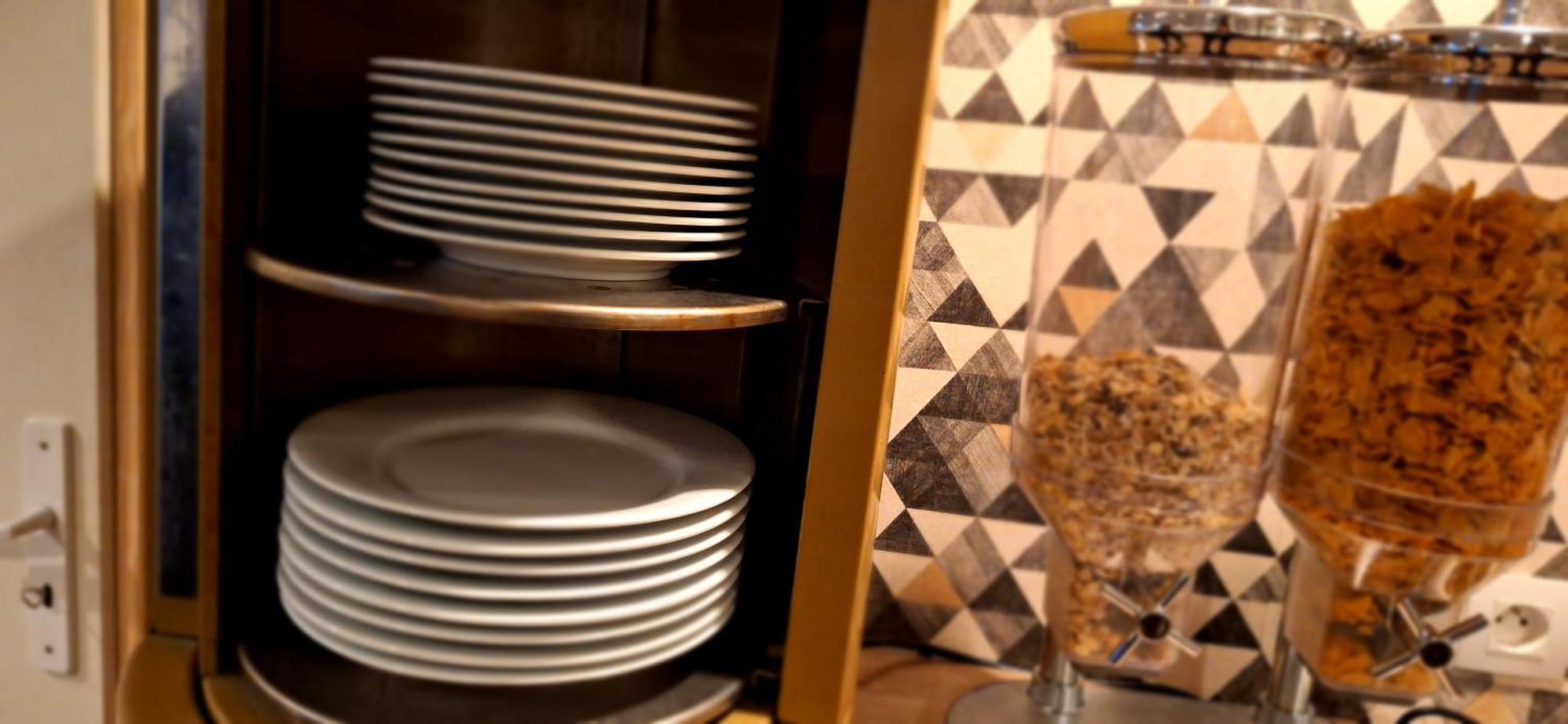 Hotel- Restaurant Le Saint Quentin Екстериор снимка